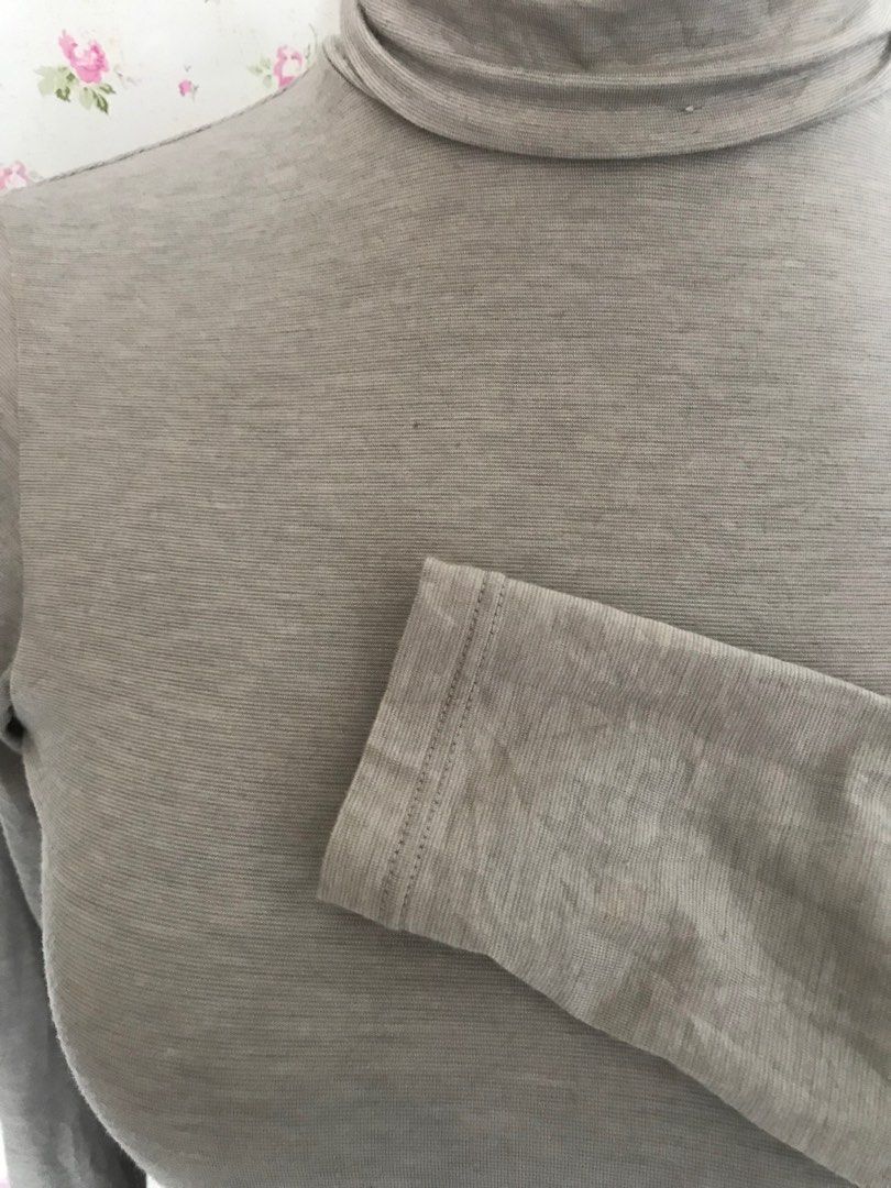 Uniqlo Inner S, Women's Fashion, Activewear on Carousell