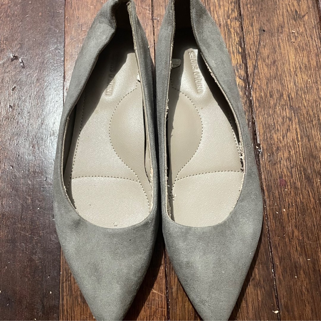 Uniqlo Shoes Grey Pointed Suede Flats