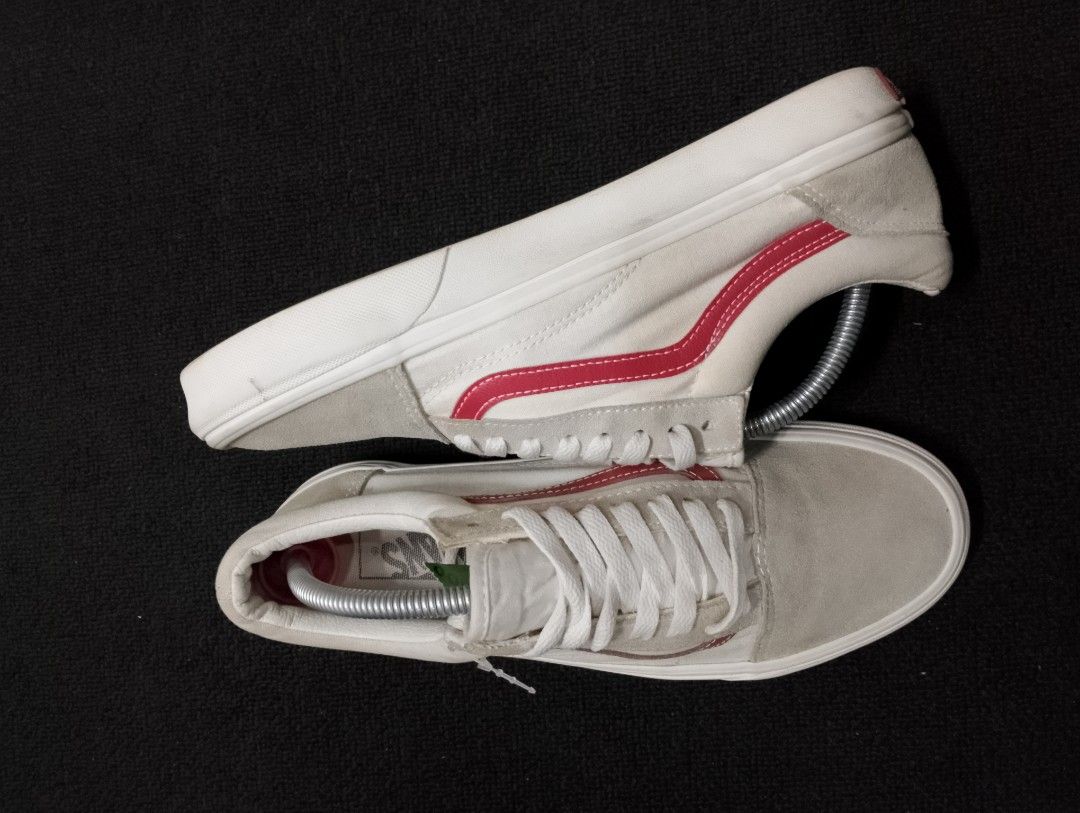 Vans cream clearance red old skool