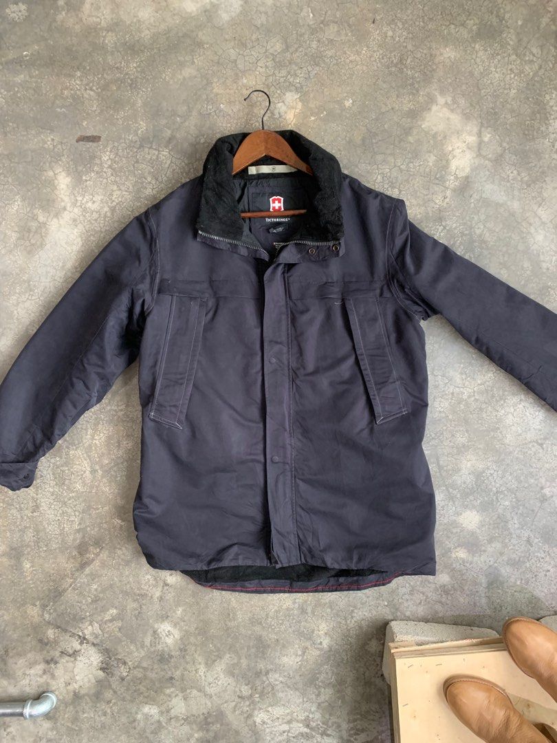 Victorinox rain hotsell jacket