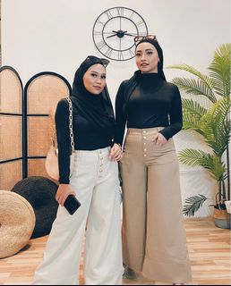 (Category: ) located in . Submitted by liqa.sg (Listing ID 1254219979, Image 1). Description: .