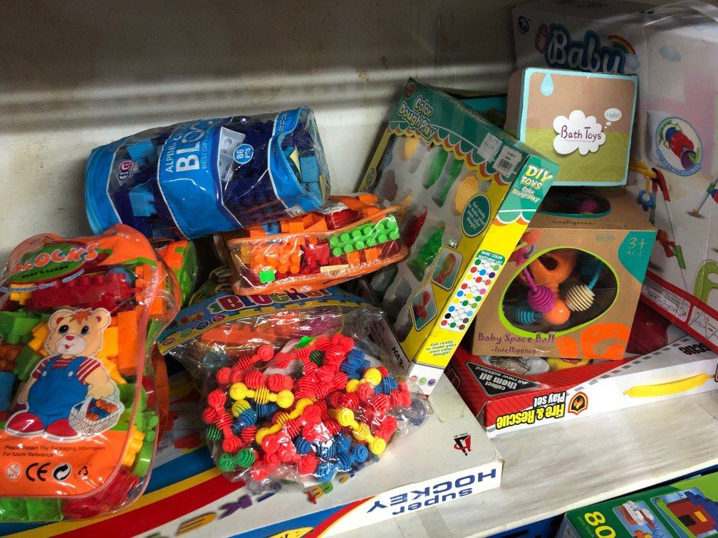 Wholesale toys for sale come and pick