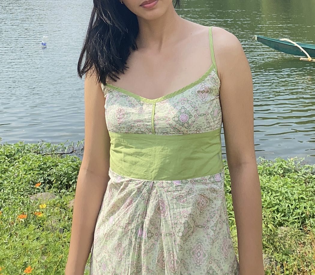Y2k green dresss (Category: Dresses) located in Baguio. Submitted by sandycheeksss (Listing ID 1254228831, Image 1). Description: Fits small to medium Busty.