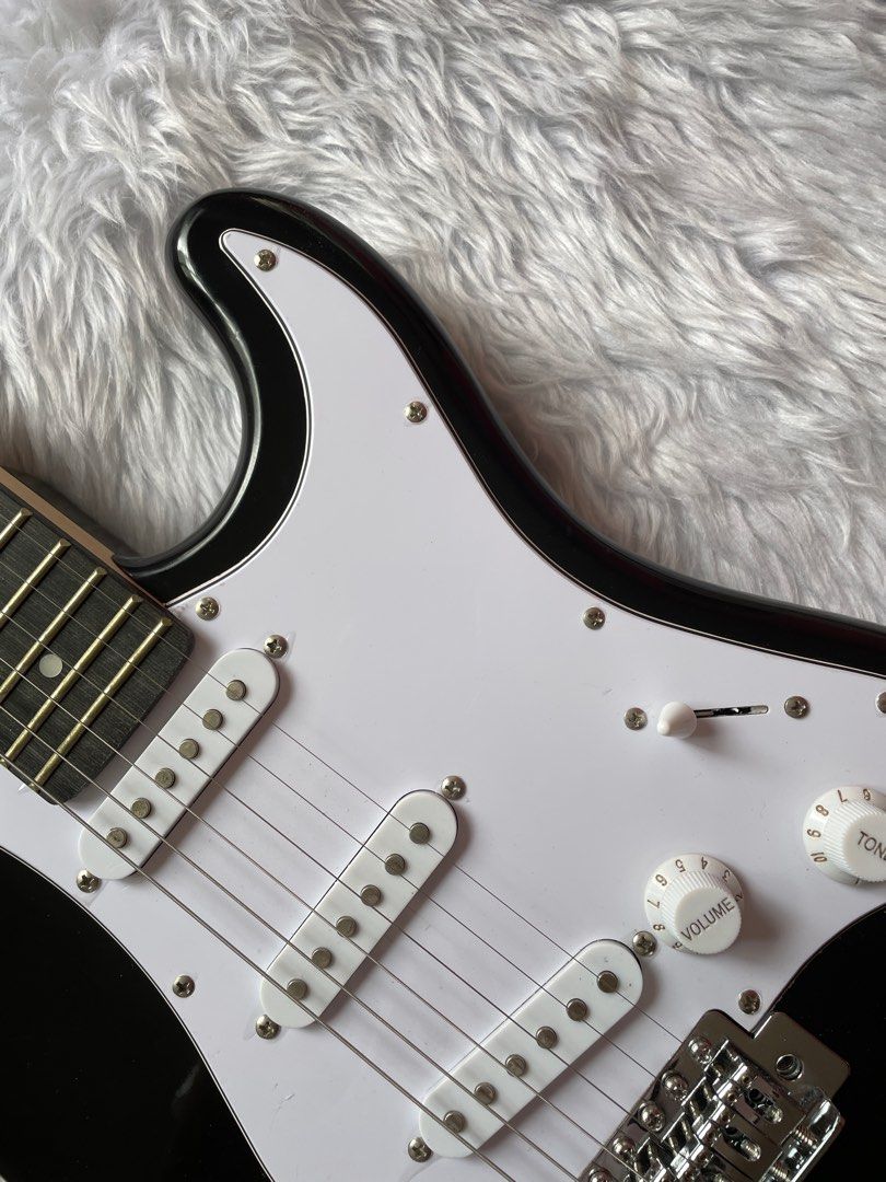 Yifenli Electric guitar, Hobbies & Toys, Music & Media, Musical ...