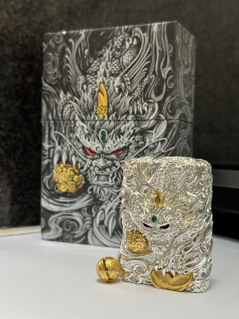 zippo「鍍銀招財貔貅」套殼鍍銀打火機, 男裝, 手錶及配件, 飾物架