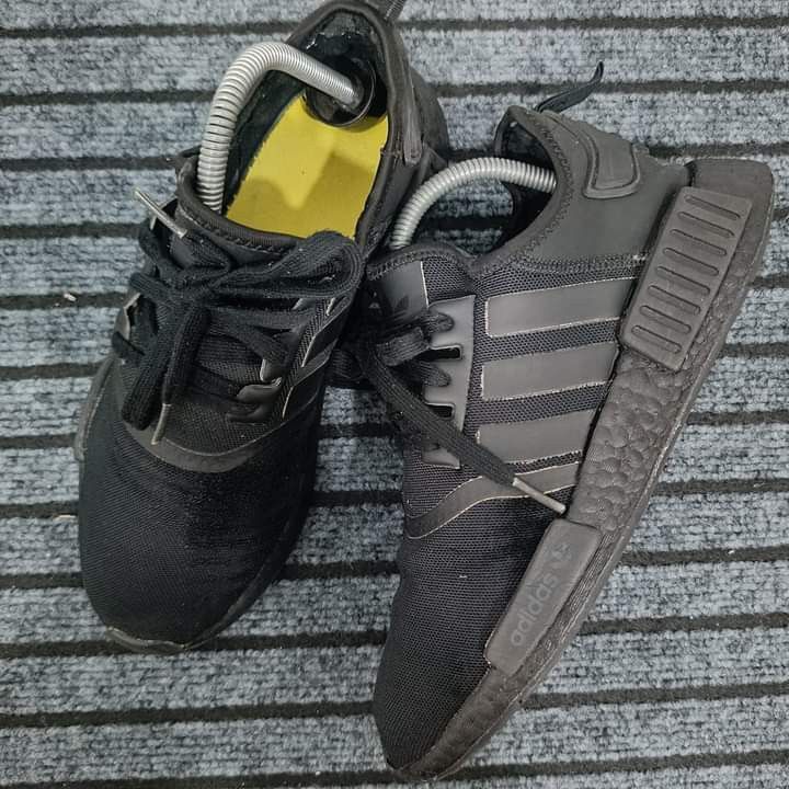 Nmd triple deals black mesh
