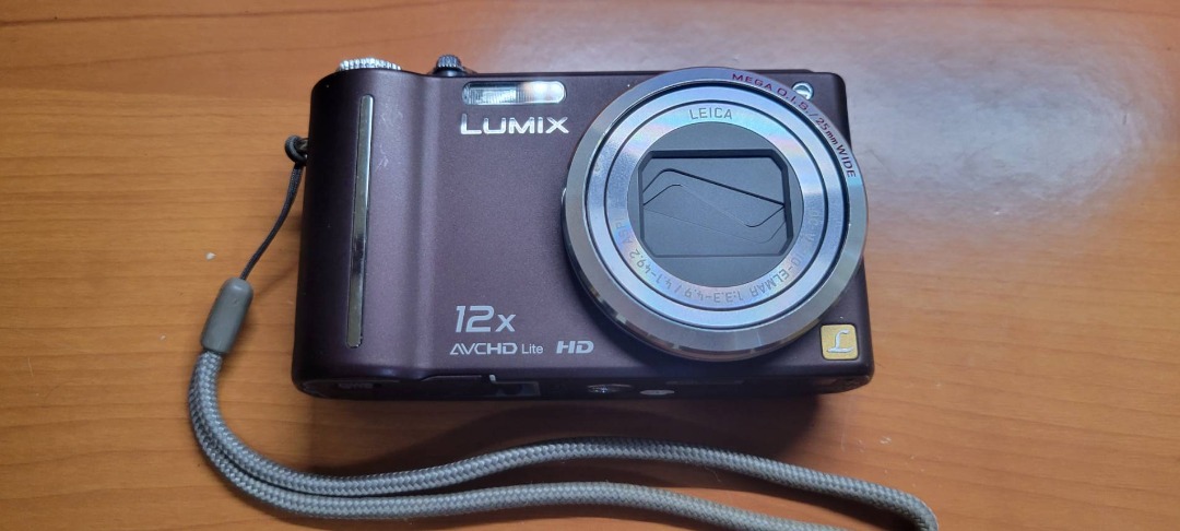消光咖中高階老數位相機原售價為47,000 日圓PANASONIC LUMIX DMC-TZ7