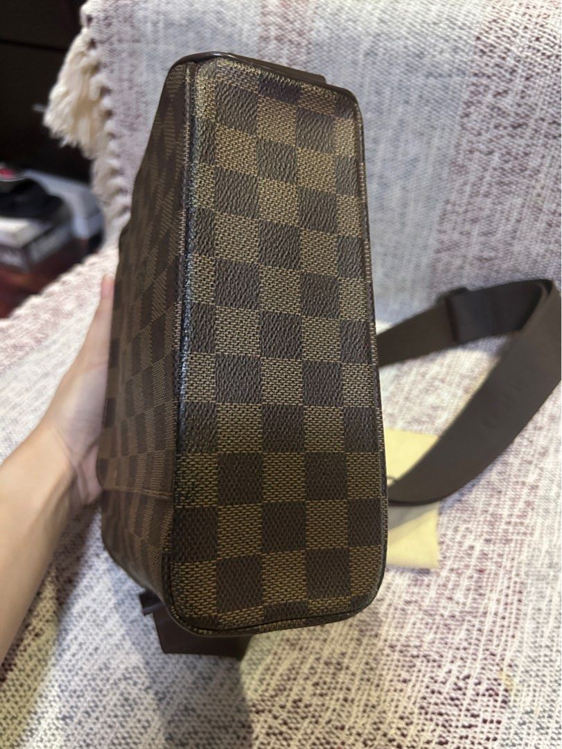 💯 Authentic LV Olav Damier Ebene PM (Category: Luxury Bags & Wallets) located in Paranaque City. Submitted by marjbpp (Listing ID 1254344649, Image 3). Description: .