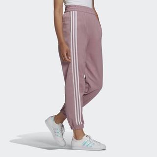 (Category: ) located in . Submitted by kokoclosets (Listing ID 1254425414, Image 1). Description: .