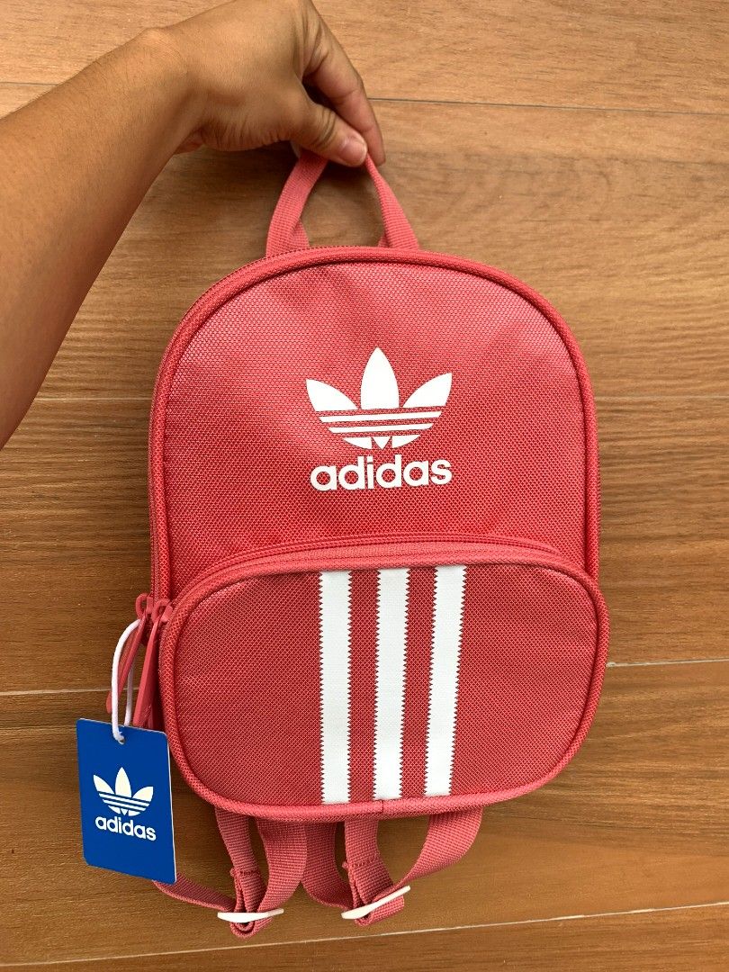 Adidas mini backpack best sale santiago