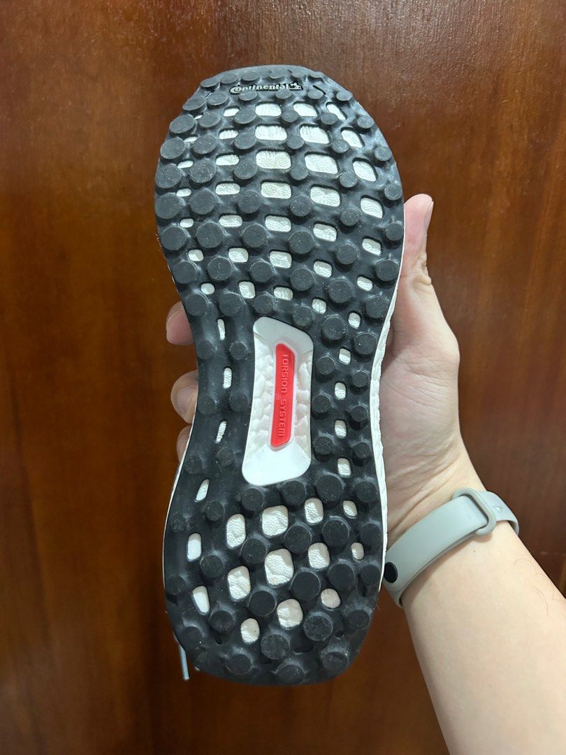 RUSH Adidas Ultraboost uncaged B37693 size 5us