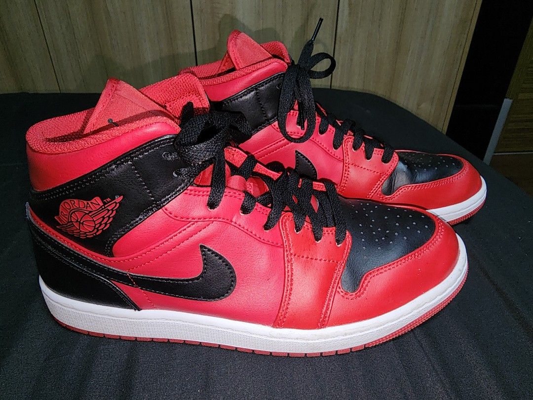 Air jordan 1 mid reverse bred online