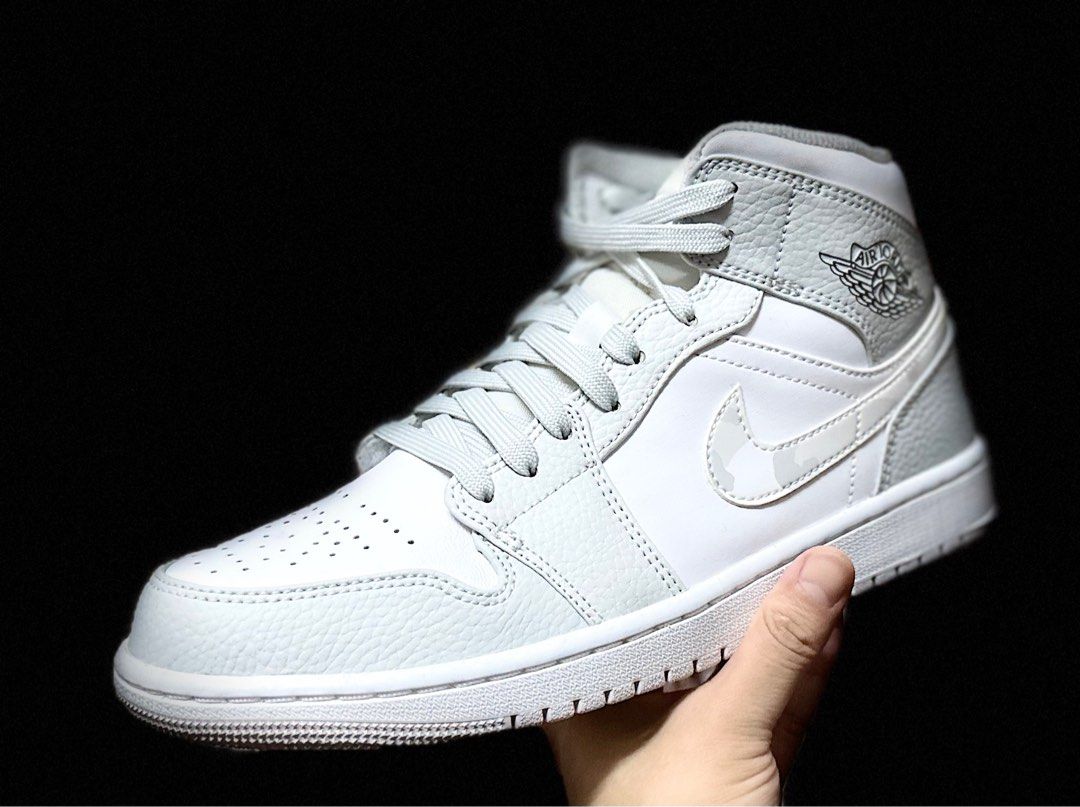 Mens aj1 mid hotsell
