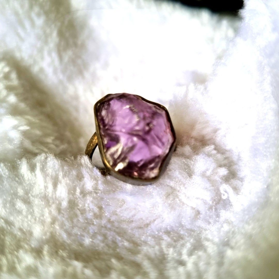 Raw amethyst ring on sale