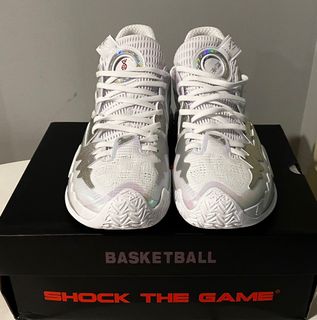 (Category: ) located in . Submitted by sneakerhead333 (Listing ID 1254421971, Image 1). Description: .