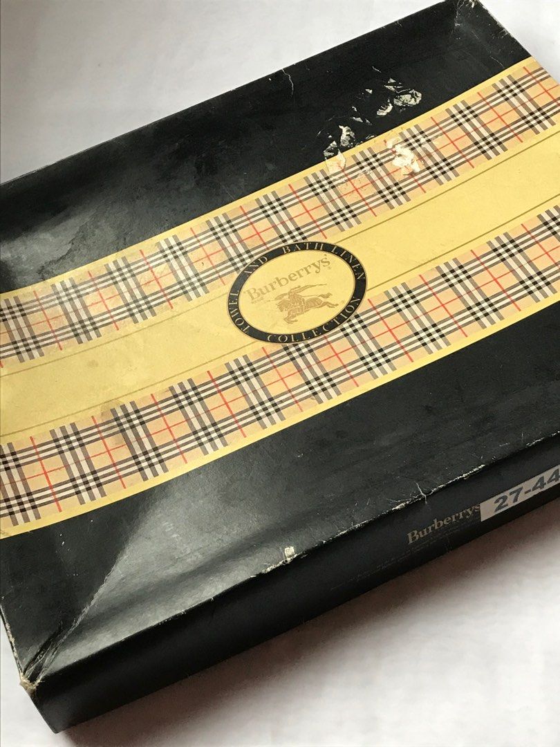 Authentic Burberry Box 16x12x2 inches (Category: Luxury Accessories) located in Manila. Submitted by iyasellsph (Listing ID 1254331093, Image 2). Description: Authentic Burberry Box -As is where is* LP P100 HAGGLERS KEEP OUT 16 inches wide x 12 inches wide x 2 inches deep For towel, linen and flat beddings Clean inside out but *with storage scuffs.