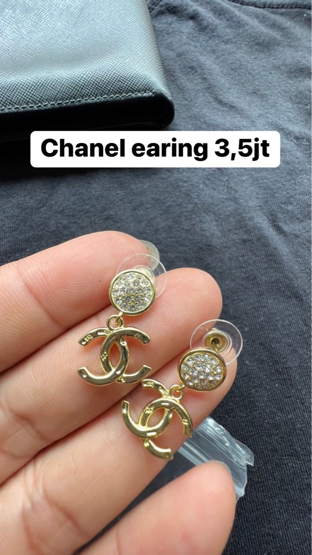 Chanel Gold Plated CC Fuchsia Crystal Hoop Piercing Earrings For Sale at  1stDibs | chanel earrings price