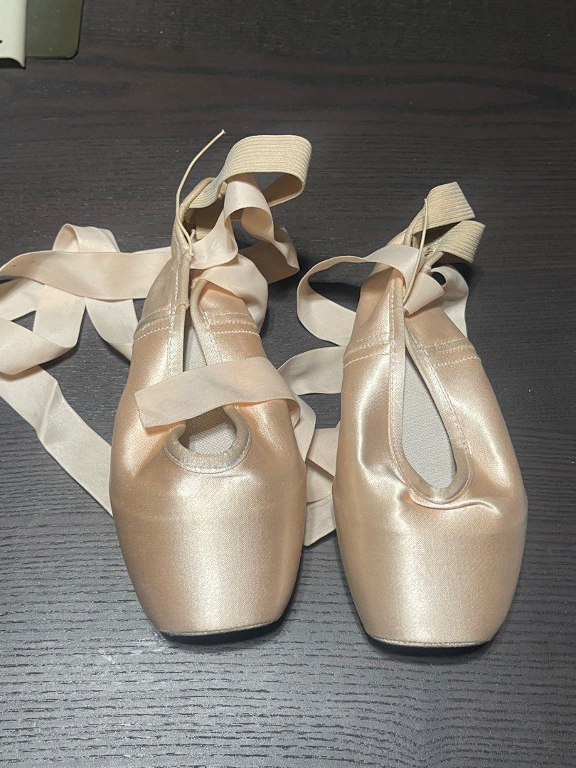Ballet pointe shoes Gaynor Minden made in USA, Women's Fashion