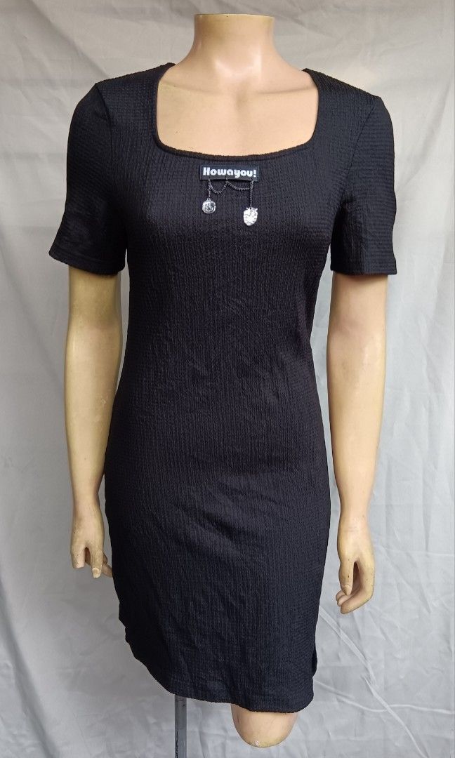 Black Textured Squareneck Dress (Category: Dresses) located in Quezon City. Submitted by aerishx (Listing ID 1254297171, Image 1). Description: Super like new pa Ganda nito Medyo stretchy XS to Small Open for shopee checkout!.