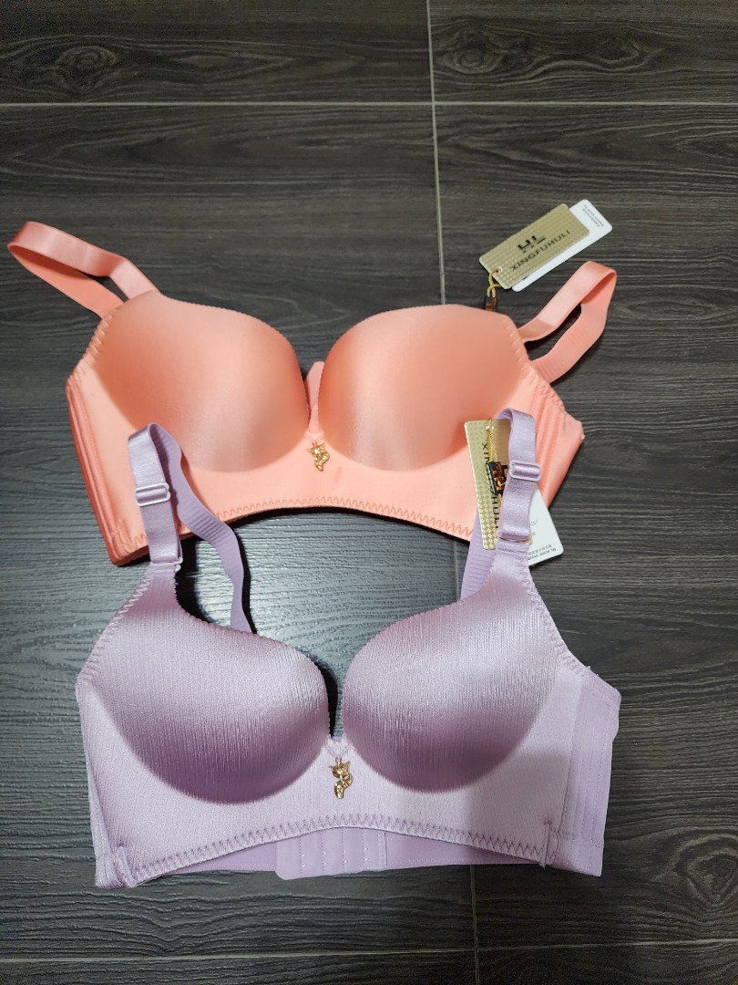 BN woman Bra size 34C ( get both $10), Women's Fashion, New Undergarments &  Loungewear on Carousell