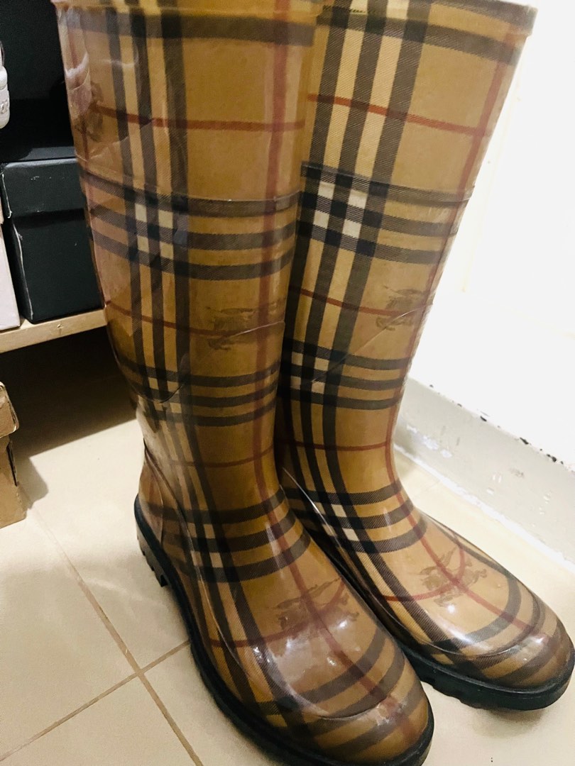 Rain sale boots burberry