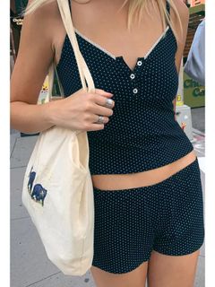 (Category: ) located in . Submitted by vintagepreorders (Listing ID 1254407008, Image 1). Description: .