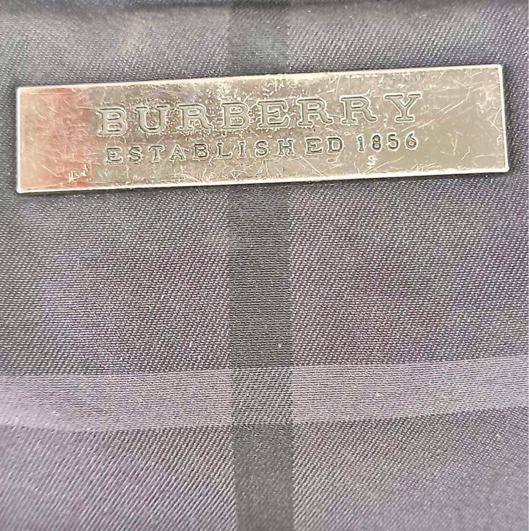 BURBERRY Briefcase Legit, Luxury, Bags & Wallets on Carousell