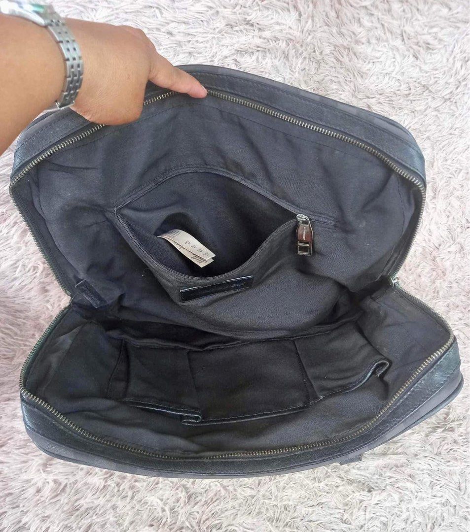 BURBERRY Briefcase Legit, Luxury, Bags & Wallets on Carousell