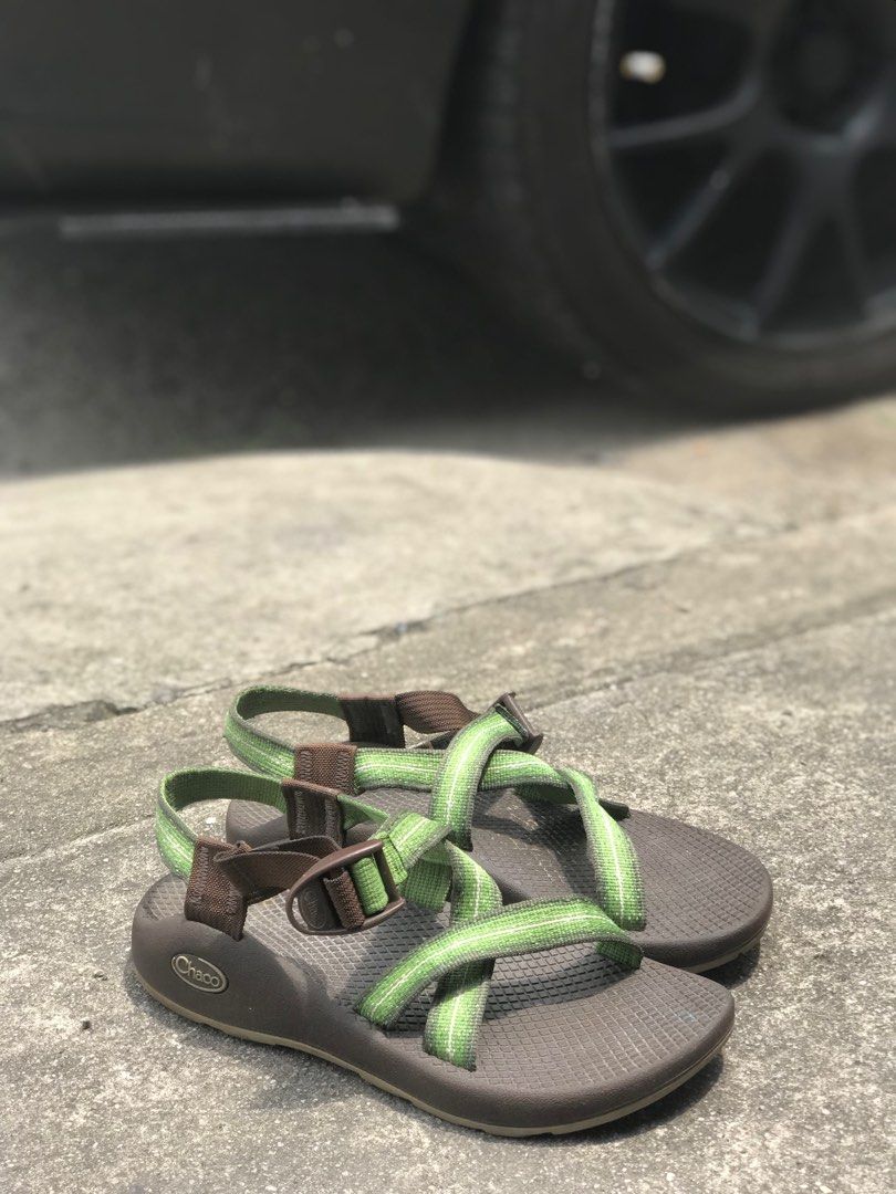 Olive green hotsell chacos