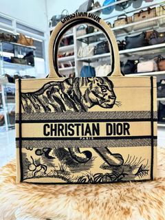 Dior book tote Tiger series small size 26.5cm Custom Name Including all  accessories top version