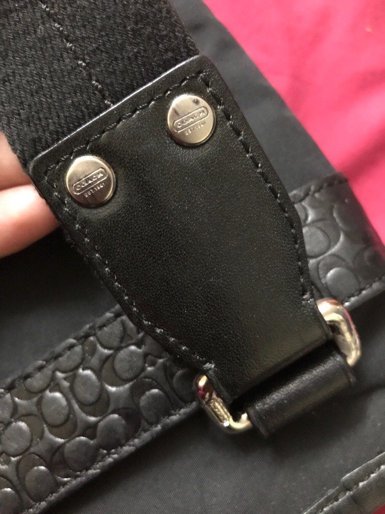 Coach sling bag 2025 australia