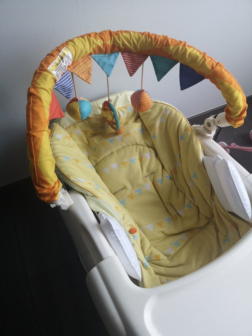 Combi bassinet clearance