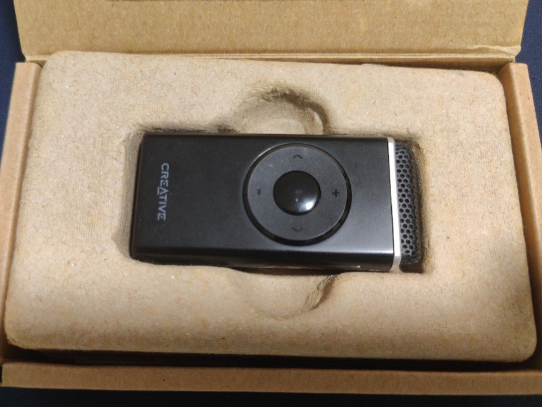 Creative IRoar Mic compatible with Creative only Audio