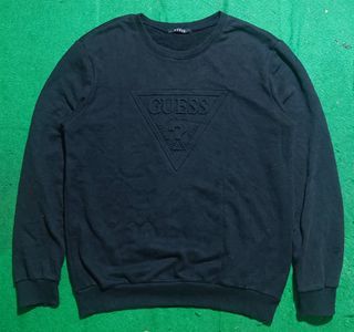 Crewneck guess triangle