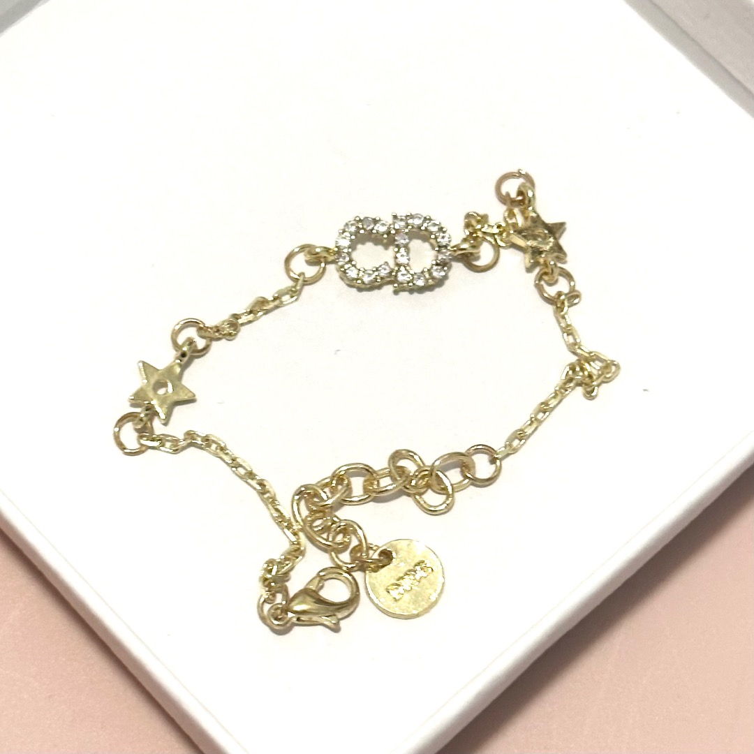 Louis Vuitton blooming brass bracelet layered, Women's Fashion, Jewelry &  Organisers, Bracelets on Carousell