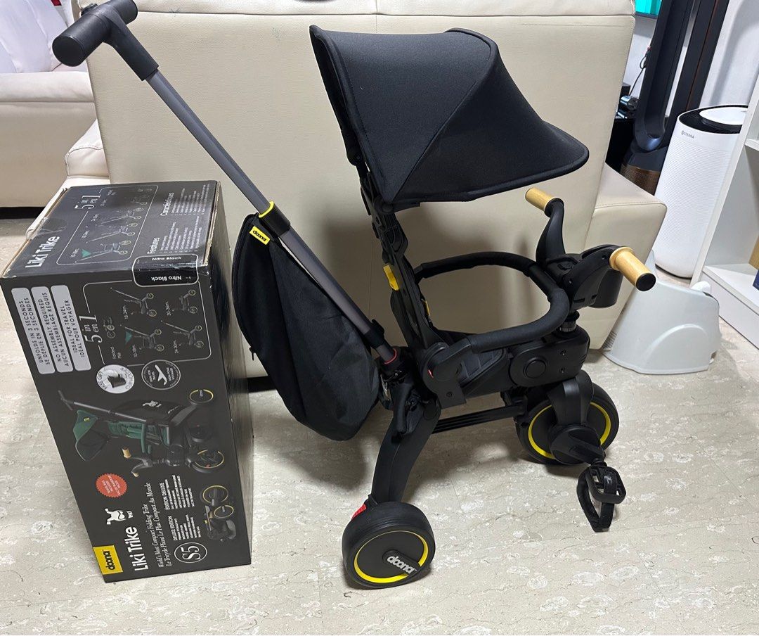 Doona Liki Trike (S5 deluxe edition in nitro black), Babies & Kids ...