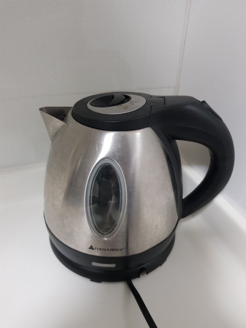 Electric Water Kettle 1.4 litre TV Home Appliances Kitchen