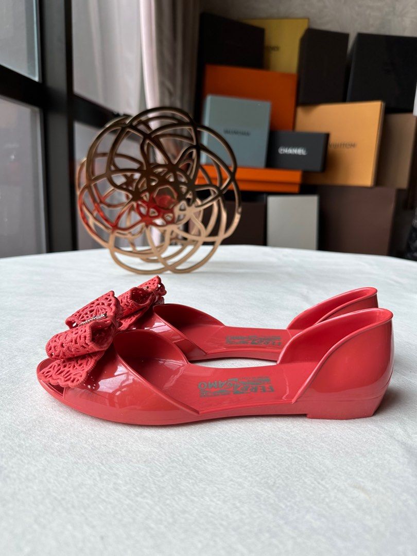 Ferragamo Jelly Flat Women s Fashion Footwear Flats on Carousell