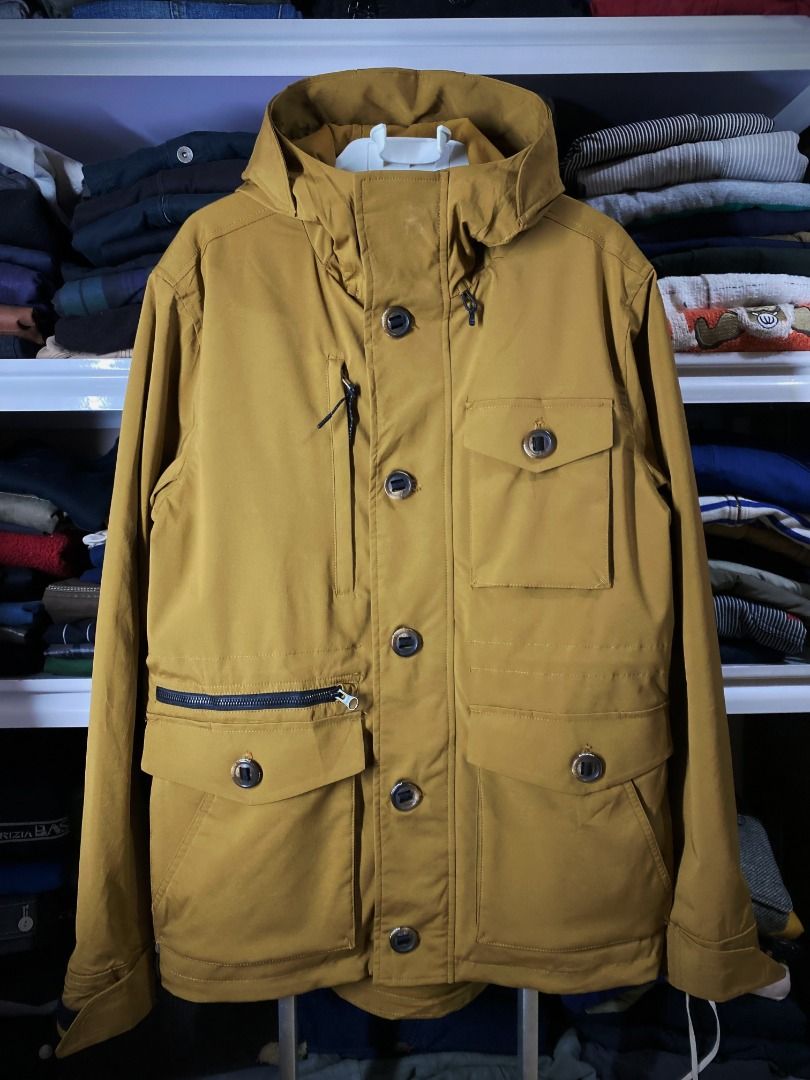 Field Core Parka, Men's Fashion, Coats, Jackets and Outerwear on Carousell