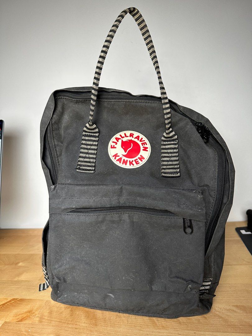Fjallraven kanken 2024 black striped