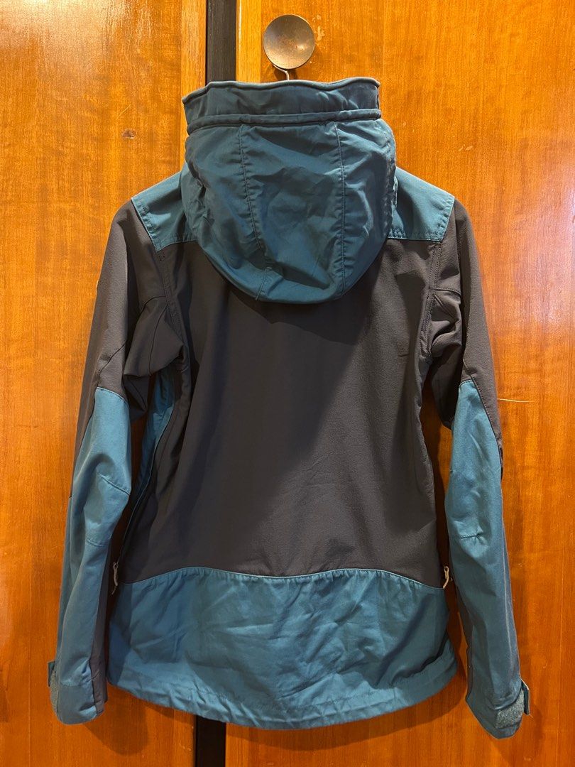Fjallraven Keb Jacket W, Women's Fashion, Activewear on Carousell