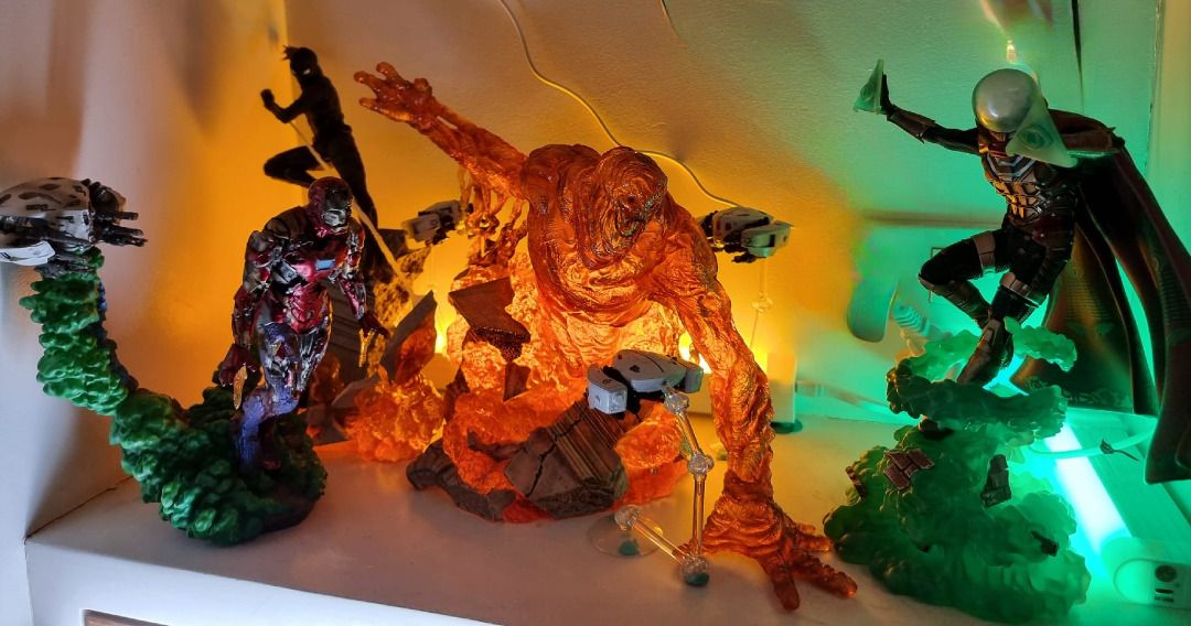 FS: Iron Studios Far From Home spiderman SET (Category: Figurines & Statues) located in Quezon City. Submitted by boldstar69 (Listing ID 1254275970, Image 2). Description: For sale: iron studios complete set of far from home with extra dones and lights! Night monkey Moltenman Mysterio Ironman zombie illusion 3 Custom drones All figure 10/10 condition Complete All Box 9.8 condition For only 33k!!!! Super steal na yan!!! Location qc cubao Pm me.