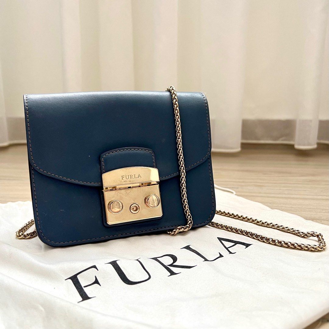 Sling bag furla new arrivals