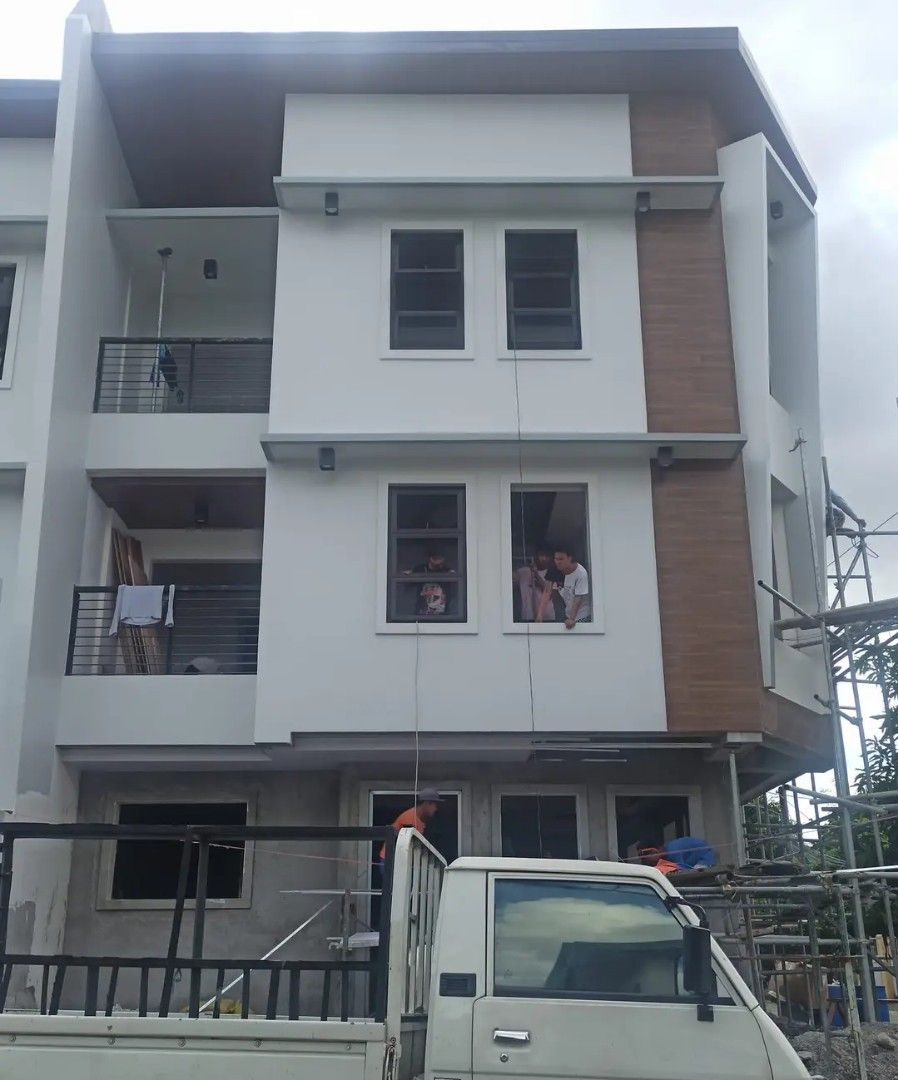 Glass aluminum Works (Category: Construction & Building Materials) located in Quezon City. Submitted by jhanjhan23 (Listing ID 1254307864, Image 1). Description: Glass Aluminum Works 🔴We offer the Following Glass aluminum Services🔴 🟢Aluminum windows and Door 🟢Curtain Wall 🟢Shower Enclusure 🟢Glass Railings 🟢Glass Store Front 🟢Glass Doors 🟢Glass Canopy/ Skylight 🟢Mirror 🟢Seamless Glass System 🟢Sliding Stacking Glass System 🟢Automatic G