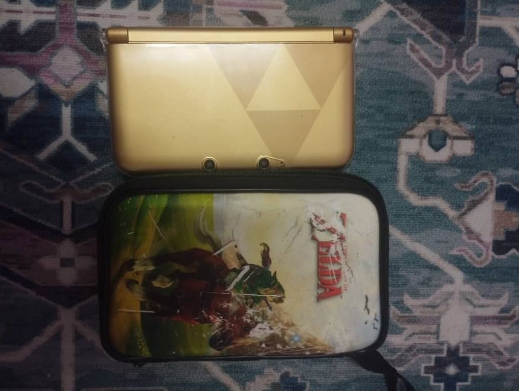 Gold zelda 3ds hotsell