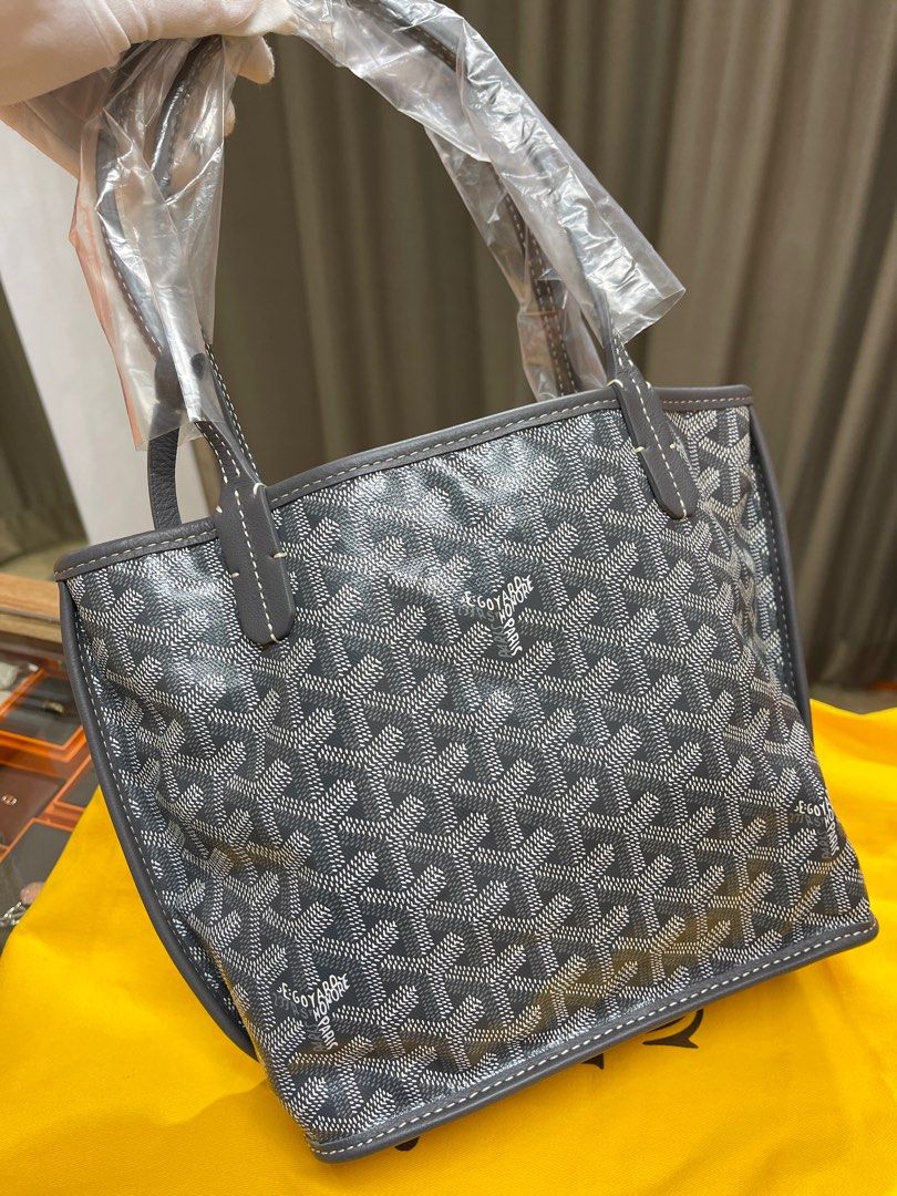 🔥全新到貨🔥GOYARD Anjou Mini Bag 雙面tote bag Grey 灰, 名牌, 手袋及銀包- Carousell