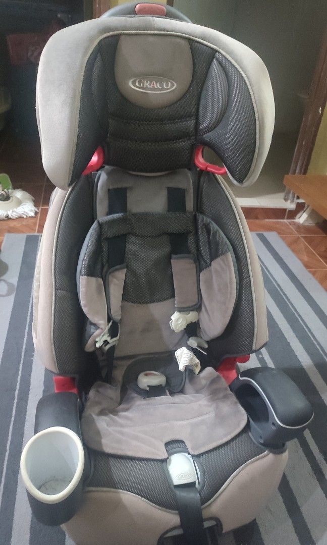Graco Nautilus Car Seat, Babies & Kids, Going Out, Car Seats on Carousell