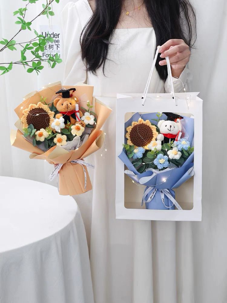 Graduation Bouquet/crochet bouquet/graduation bear/DIY gift, Hobbies