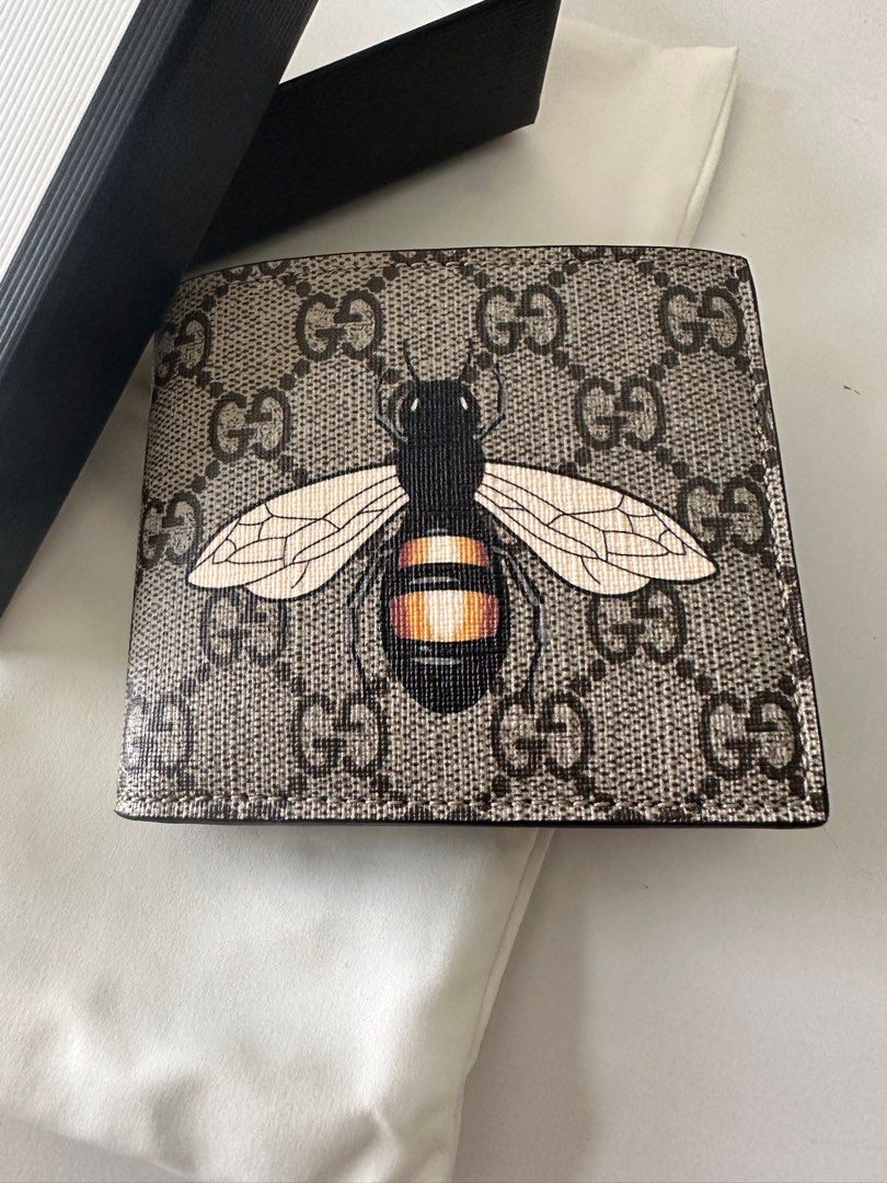 Gucci wallet top bee print