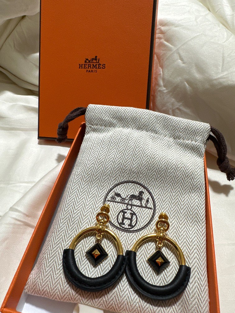 Hermes deals loop earrings